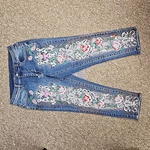 Venus embroidered Denim Jean's size 4